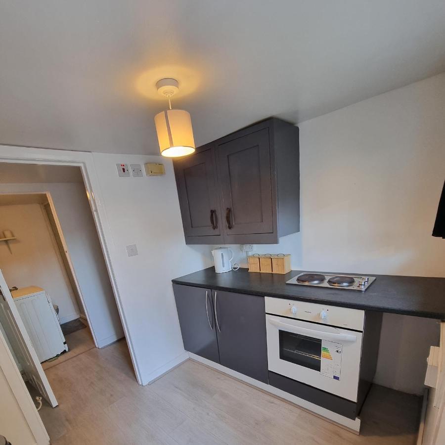 Cosey Studio Ground Floor Apartment Enfield Bagian luar foto